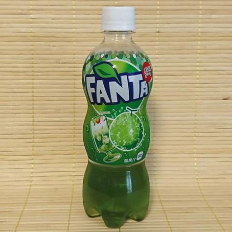 Fanta – napaJapan Melon Soda, Soda Flavors, Aluminum Bottle, Soda Bottles, Pet Bottle, Plastic Bottle, Plastic Bottles, Plastic Water Bottle, Melon