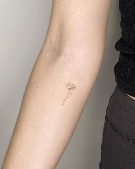 Poppy Flower Line Tattoo, Poppy Tiny Tattoo, Small Poppy Tattoos, Poppy Flower Tattoo Behind Ear, Tattoo Of Poppy Flower, Flowers Tatoos Arms, Poppy Tattoo Behind Ear, Micro Poppy Tattoo, Poppy Line Art Tattoo