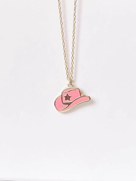 Pink Cowgirl Hat Necklace | sassyshortcake.com Preppy Jewelry Rings, Cute Pink Accessories, Preppy Gift Ideas, Pink Cowgirl Aesthetic, Preppy Necklace, Preppy Cowgirl, Preppy Hat, Cowgirl Necklace, Pink Cowgirl Hat