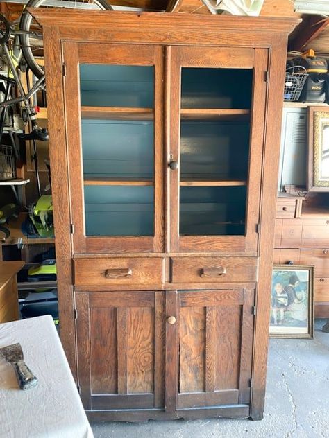 Antique Hutch In Kitchen, Painting Hutch Ideas, Antique Hutch Makeover, Kitchen Hutch Makeover, Painted Hutch Ideas, Hutch In Kitchen, Diy Hutch Makeover, Vintage Hutch Makeover, Refurbished Hutch