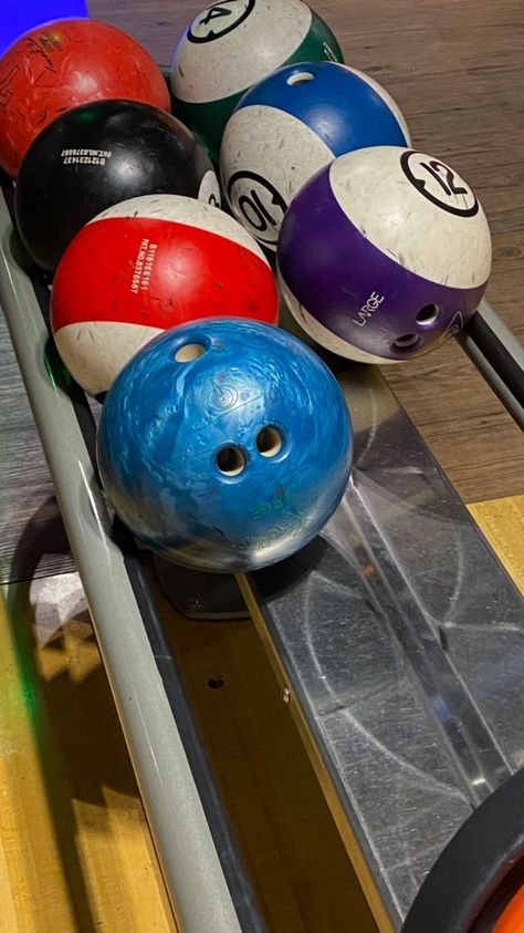 Bowling Pictures, Princess Protection Program, Dump Ideas, Foto Ideas Instagram, Instagram Photo Inspiration, Ideas For Instagram Photos, Instagram Inspo, Story Instagram, Insta Photo Ideas