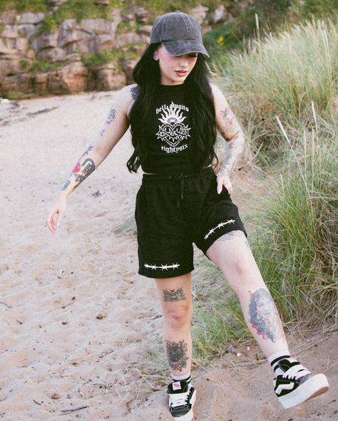 HELL AWAITS ⚔️ We are still overwhelmed by how well received this set has been over the summer! For those waiting on a women’s shorts restock, fear not! We have some newness dropping very soon & we can’t wait to see you all style it 🫶🏻 Goths In Summer, Goth Shorts Outfits, Grunge Shorts Outfit, Goth Shorts, Goth Baddie, Grunge Shorts, Summer Grunge, Summer Goth, Grunge Boy