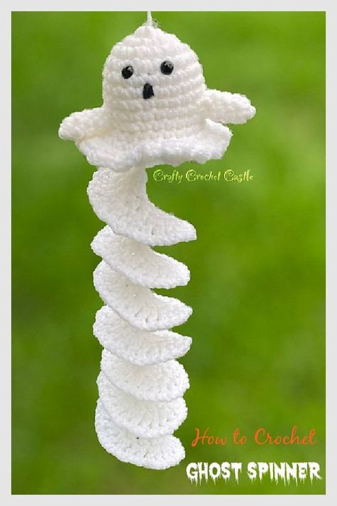 8 Wind Spinner Free Crochet Pattern - Page 2 of 2 Spiral Crochet Pattern, Crochet Pour Halloween, Crochet Ghost, Confection Au Crochet, Halloween Crochet Patterns, Crochet Owl, Crochet Sunflower, Crochet Fall, Holiday Crochet