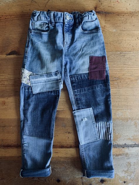 Two Ways To Add Multi Patches On Jeans | Modern Mending Mending Knees In Jeans, Patching Holes In Pants, How To Add Patches To Jeans, Patching Jeans With Fabric, Diy Patched Jeans, Quilt Patch Jeans, How To Sew Patches On Jeans, Jeans With Patches Diy, Sewing Patches On Jeans