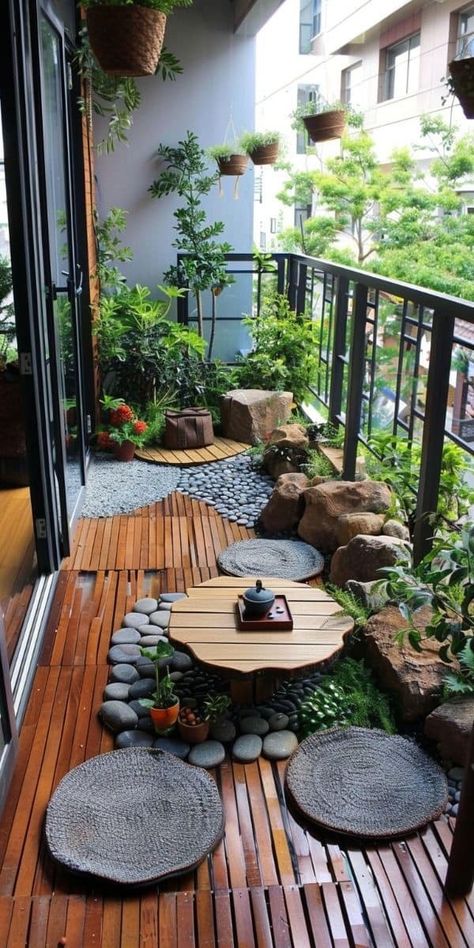 Japanese Balcony, Zen Balcony, Balcony Herb Gardens, Decor Ideas For Apartments, Herb Garden Ideas, Balcony Decor Ideas, Ideas For Apartments, Taman Air, Small Japanese Garden