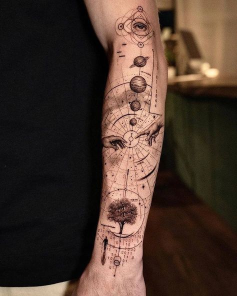 Orthodox Tattoo, Scientific Tattoo, Stile Pin Up, Astronomy Tattoo, Science Tattoo, Astronaut Tattoo, Geometric Sleeve Tattoo, Universe Tattoo, Planet Tattoos