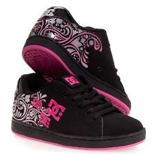 Rob Dyrdek DC Shoes 2000s Shoes, Dc Shoes Women, Rob Dyrdek, Mcbling Fashion, 2000s Clothes, Early 2000s Fashion, Funky Shoes, 2000s Fashion Outfits, Hype Shoes