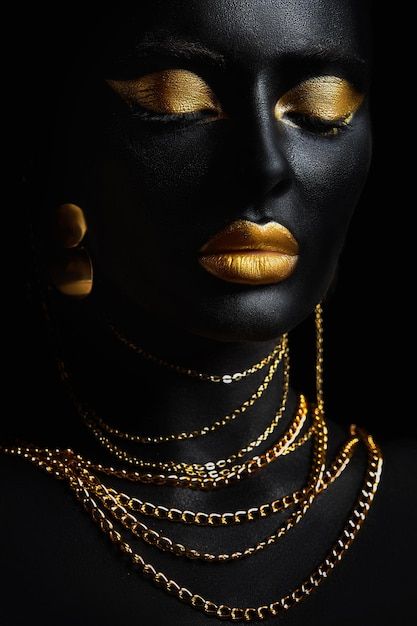 Gold Jewelry Chain, 3d Sculpture, Gold Makeup, American Woman, Black Beauty, Art Digital, Digital Painting, African American, Art Painting