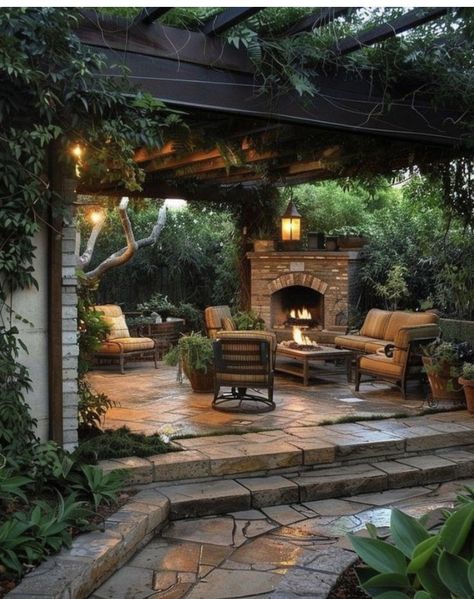 Brick Terrace, Gorgeous Patio, Outdoor Fireplace Patio, Easy Diys, Outdoor Patio Designs, Backyard Fireplace, Outdoor Paradise, Outdoor Decor Backyard, Outdoor Backyard