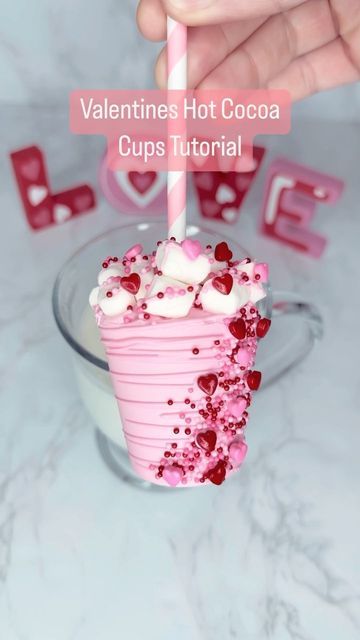 Hot Coco Cups Ideas, Diy Hot Cocoa Cups, Hot Cocoa Bombshell Recipe Easy, Valentines Hot Cocoa Bar, How To Make Hot Cocoa Balls, Cup Crafts Ideas, Hot Cocoa Bomb Gift Packaging, Hot Cocoa Bombshell Diy, Hot Cocoa Cups Diy