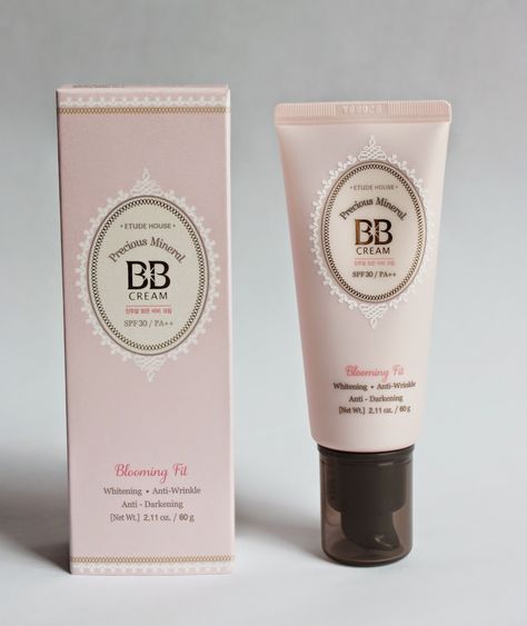 Rosalie & Violetta: Etude House "Precious Mineral BB Cream Blooming Fit"  #etudehouse #Beauty #Makeup #cosmetic #skincare #bbcream Bb Cream Aesthetic, Etude House Eyeshadow, Etude House Lip Tint, Etude House Makeup, Tint Etude, Korean Bb Cream, Dear Darling Tint, Korean Natural Makeup, Ideas For Makeup