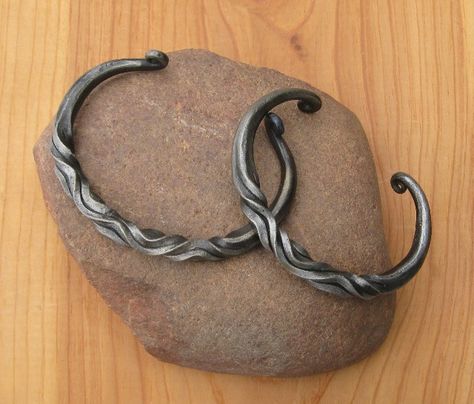 Hand Forged Iron Jewelry Forged Jewelry, Hand Forged Jewelry, Iron Jewelry, Blacksmith Projects, Viking Knit, Twisted Bracelet, Forging Metal, Hand Forged Iron, Forged Iron