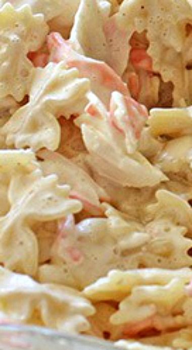 Buttermilk Crab Pasta Salad Crab Pasta Salad, Seafood Salad Pasta, Crab Pasta, Crab Salad Recipe, Sea Food Salad Recipes, Crab Dishes, Food Seafood, Best Pasta Salad, Salad Pasta