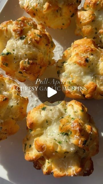 161K likes, 376 comments - shewillevolve on January 11, 2024: "cheesy garlic bread muffins | pull-apart style with garlic butter, mozzarella & parsley. Perfect ..." Pull Apart Cheesy Garlic Muffins, Cheesy Garlic Bread Muffins, Garlic Bread Muffins, Comfort Snacks, Large Muffins, Hostess Snacks, Mozzarella Cheese Sticks, Bread Muffins, Cheesy Garlic Bread