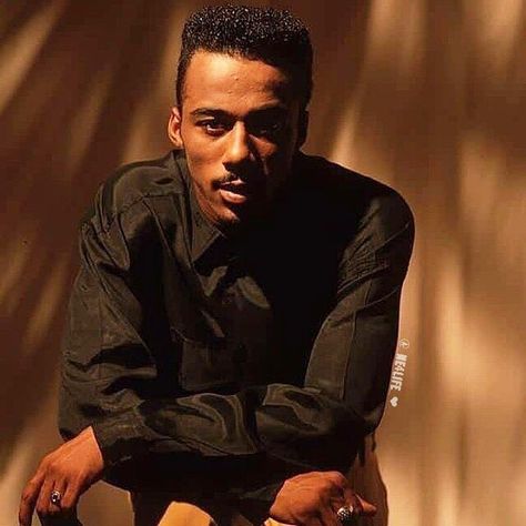 Mr. Tresvant. 90s Black Men, Ralph Tresvant, Sensitive Men, 90s Men, I Go Crazy, Man Crush Everyday, Go Crazy, Wild Things, New Edition