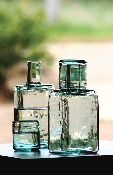 A bedside drink set is a thoughtful addition to your guests stay. Bedside Water, Bedside Water Carafe, Bedside Carafe, Rustic Table Setting, Carafe Set, Rustic Table Decor, Water Carafe, Drinking Glass Sets, Verre Design