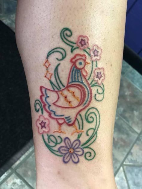 Another fb find! Chicken Tattoos For Women, Hen Tattoo, Classy Tattoos For Women, Chicken Tattoo, Cousin Tattoos, Polish Tattoos, Rooster Tattoo, Couples Tattoo, Taboo Tattoo