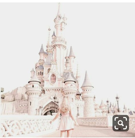 ☆ Amber star ☆ Enchanted Aesthetic, Fairy Tale Aesthetic, Disney Pastel, Pretty Backrounds, French Princess, Disney Lifestyle, Disney Queens, Kawaii Unicorn, Pink Fairy