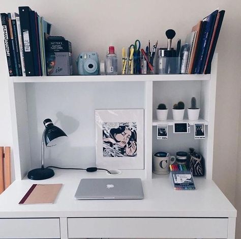 Table Reading, Bedroom Desk, Study Room Decor, Room Goals, Diy Desk, Organization Bedroom, Aesthetic Bedroom, Dream Rooms, Room Aesthetic