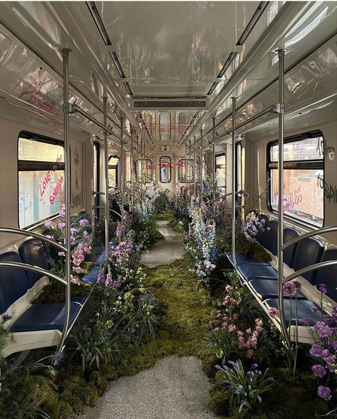 Looks Hip Hop, Moscow Metro, Creative Photoshoot, Flower Installation, Decor Flowers, Concrete Jungle, Event Design, Installation Art, Art Direction