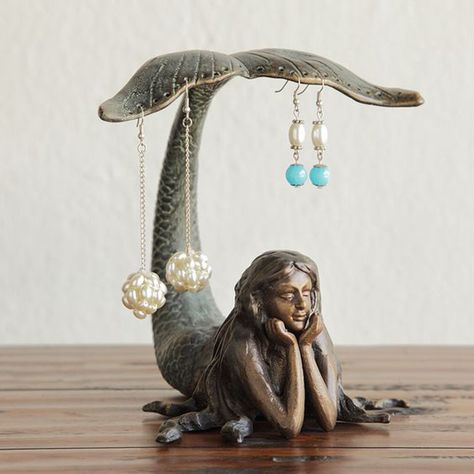 Beautiful Mermaid Shaped Earring Holder Coastal Sofa, Bathroom Coastal, Coastal Pattern, Porch Farmhouse, Mermaid Home Decor, Cottage Porch, Mermaid Bedroom, Farmhouse Coastal, Coastal Bathroom