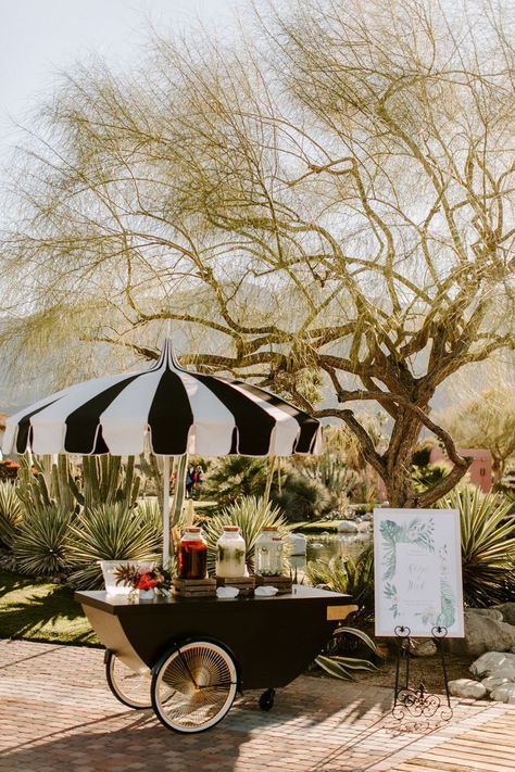 This gorgeous Palm Springs wedding is one for the books with the tropical and pink details that effortlessly flow together. White marble tables with gold accents add a luxe vibe to this stunning California wedding. Trust us, you have to check out this wedding! Drink Cart, Modern Desert, Palm Springs Wedding, Desert Wedding, Wedding Bar, Estate Wedding, Marble Table, Wedding Food, Modernism