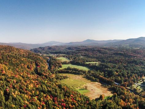 Nine Places to Eat and Drink in Vermont’s Mad River Valley Meat Tacos, Ramen Bar, Taco Shop, Boston Travel, Bistro Food, Strip Mall, Smoked Meat, Beer Cheese, Local Beer