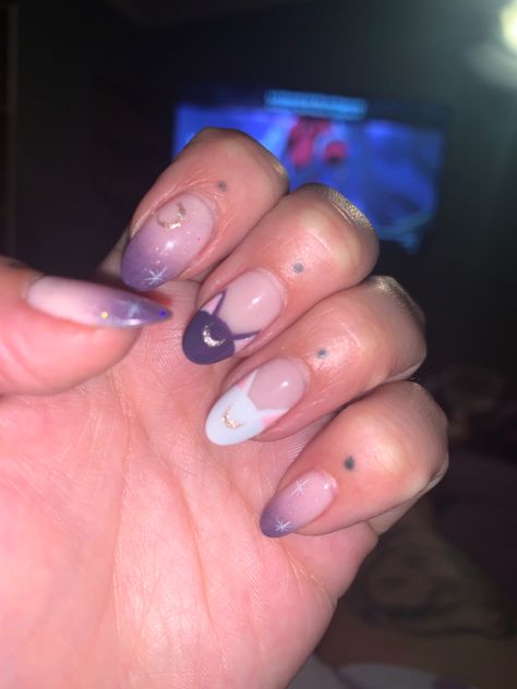 Moon Nails Purple, Uñas Sailor Moon, Nails Moon, Nails Cartoon, Sailor Moon Nails, Powerpuff Girls Characters, Luna And Artemis, Nails Purple, Moon Nails