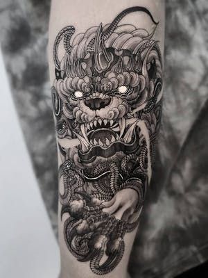 20 Sublime Foo Dog Tattoos | Tattoodo Dog Shoulder Tattoo, Foo Dog Tattoo Meaning, Japanese Lion, Lion Tattoo Meaning, Japanese Foo Dog, Foo Dog Tattoo Design, Mangas Tattoo, Foo Dog Tattoo, Lion Tattoos