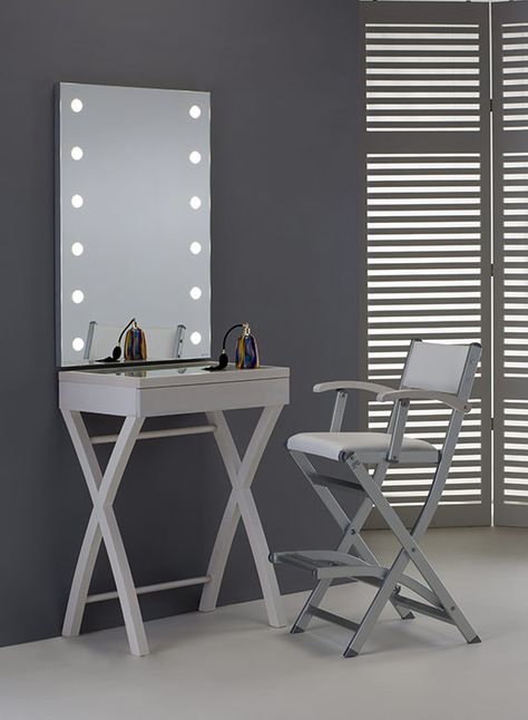 Makeup Mirror For Salon, Light Up Table Mirror, Make Up Mirror, Light Up Dressing Table Mirror, Professional Makeup Artist Vanity, Makeup Desk With Lights, Free Standing Salon Stations Mirror, Makeup Room Design, Office Table Desk