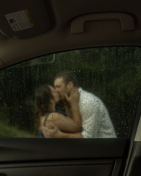 Love in the rain Love In The Rain, Fearless Song, Couple In Rain, Lovers Kiss, Love Confessions, Kissing In The Rain, Love Rain, Dear Future Husband, Dear Future