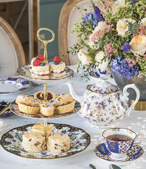 British Table Setting, Tea Table Aesthetic, Hi Tea Table Setting, British Afternoon Tea Aesthetic, English Tea Shop, Tea Party Set Up Table, Bridgeton Fanart, High Tea Setting, French Tea Party