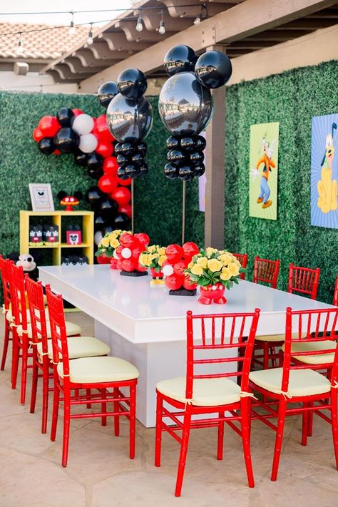 Mickey Mouse 2nd Birthday Party, Ideas Para 15, Ideas Para 15 Años, Mickey Mouse 2nd Birthday, Mickey Mouse Centerpieces, Mickey Mouse Centerpiece, Mickey Mouse Birthday Decorations, Mickey First Birthday, Minnie Mouse Birthday Party Decorations