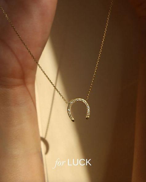 Need a lucky boost? Our horseshoe necklace was created especially for you ✨ #luckycharms #hotcrown #lucky #hotcrownnecklaces Gold Horseshoe Necklace For Formal Occasions, Gold Horseshoe Charm Necklaces As Gift, Gold Horseshoe Necklace For Good Luck, Gold Horseshoe Charm Necklace For Gift, Horseshoe Necklace Gold, Bff Birthday, Bff Birthday Gift, Horseshoe Necklace, Especially For You