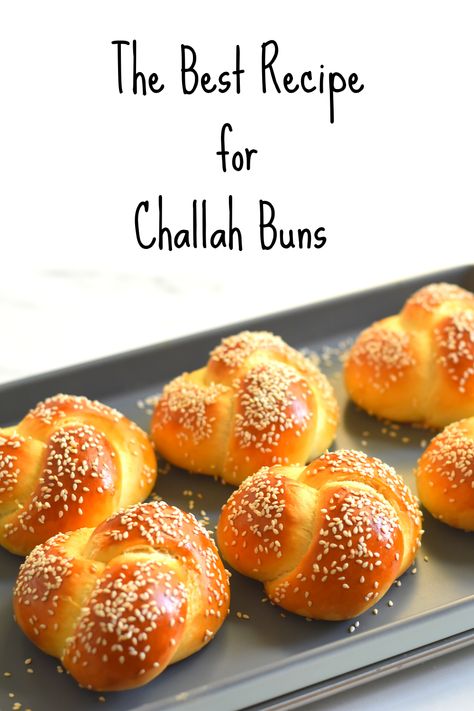 Challah rolls or challah buns are soft and fluffy yeast rolls and they are so delicious to have with some plain butter or jam. Challah bun is a type of yeast bread very similar to a brioche buns, but with no dairy on it. The simple challah dough is made with eggs, water, flour, oil, yeast ,honey and salt. The bread is typically pale yellow in color because so many eggs are used, and it has a rich flavor too. Challah Bread Rolls Recipe, Simple Bread Rolls Recipe, Brioche Bread Buns, Challah Bread Rolls, Chala Bread Recipe, Sweet Brioche Buns Recipe, Challah Rolls Recipe, Egg Buns Recipe, Rosh Hashana Challah