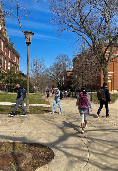 Campus Aesthetic, Reset Routine, Anuel Aa Wallpaper, Life After High School, College Vision Board, College Motivation, School Goals, Spring Semester, College Aesthetic