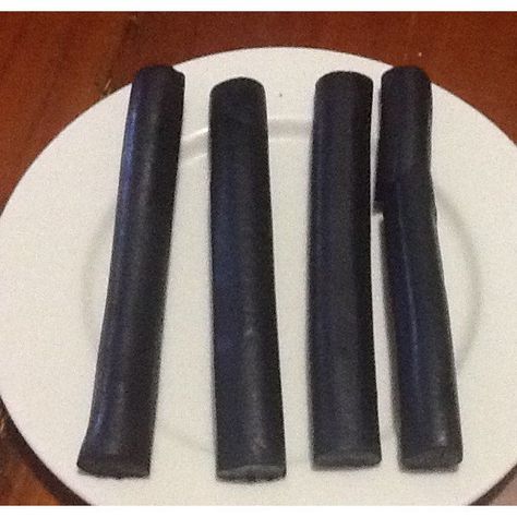 Black Licorice Recipe, Homemade Lollies, Homemade Liquorice, Gluten Free Licorice, Liquorice Recipes, Home Made Candy, Xmas Recipes, Making Candy, Christmas Candies