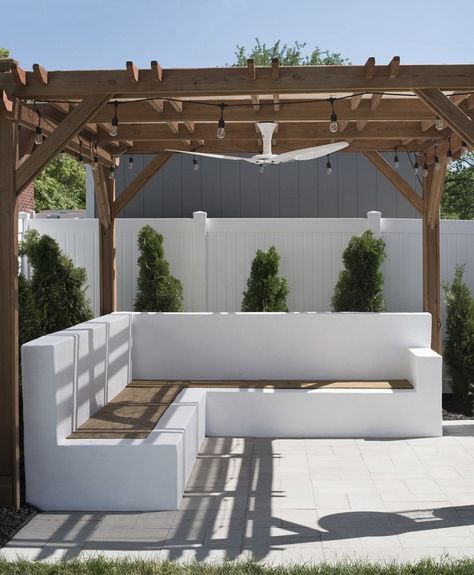 Outdoor Sofa Update - roomfortuesday.com Concrete Outdoor Sofa, Room For Tuesday, Organisation Hacks, Modern Backyard, Backyard Living, Homecoming Mums, Concrete Patio, Small Backyard Landscaping, Backyard Oasis