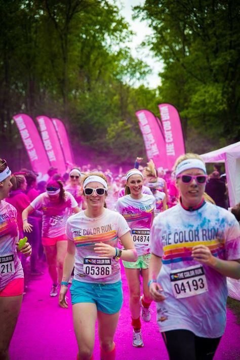 color run!!!! MUST DO Pta Event Ideas, Pta Events, The Color Run, Empowering Parents, Color Run, Event Ideas, Raise Funds, Fun Activities, Amsterdam