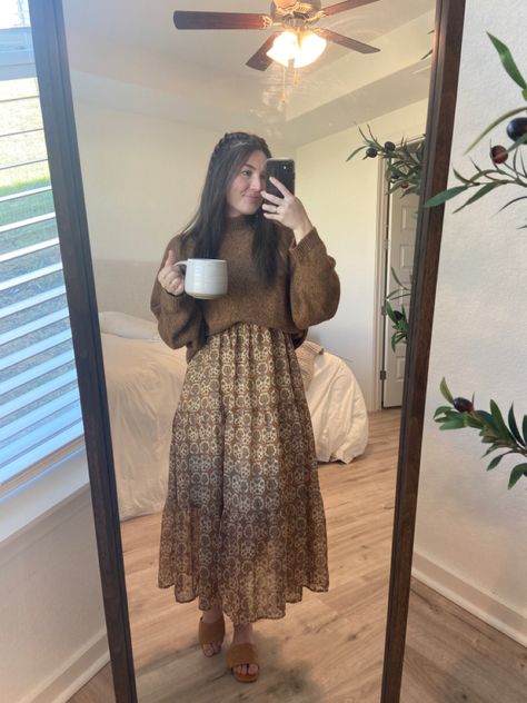 Modest Fall Outfits Casual Apostolic Fashion, Modest Fall Outfits Casual, Mission Outfits, Christian Outfits Modesty, Modest Ootd, Outfit Edit, Vintage Outfits Winter, Church Outfit Ideas, Stile Blair Waldorf