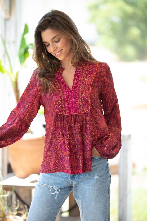 "Red Bordeaux Bohemian Ethnic Puffed Sleeves Oversize Top for Women, Long Sleeves Paisley Print Blouse This beautiful boho-chic blouse is a hit! It is loose and has a nice soft feeling, with a trendy comfy cut, so chic. A great casual look, just effortless beauty. Match it with jeans and any shoes / flip flops/boots - and you got a perfect style! Color: Red and Bordeaux Paisley print Also available in other colors! Sizing: XS, S, M, L Size XS Petite: Bust- 32.5\" / 83 cm Length - 22.5\" \"/ 57 c Casual Kurtis For Women, Indian Top Designs For Women, Desi Tops For Jeans, Cotton Printed Tops For Women, H&m Tops Women, Tops On Jeans For Women, Indian Shirts Women, Nice Clothes For Women, Oversized Tops For Women