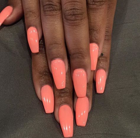 Bright Colored Nail Designs, Peach Nail Ideas, Coral Acrylic Nails, Coral Nails With Design, Peach Nails, Coral Nails, Long Nail Designs, Summer Acrylic Nails, Neutral Nails