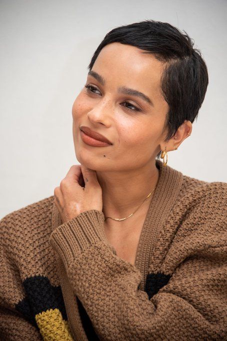 Natural Hair Twa, Natural Afro Hairstyles, Editorial Hair, Short Sassy Hair, Natural Hair Beauty, Zoe Kravitz, Very Short Hair, Short Natural Hair Styles, Good Hair Day