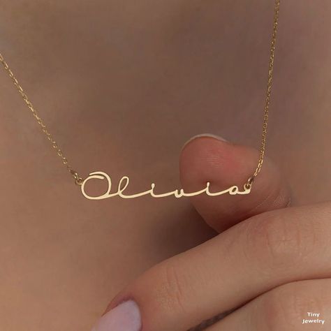 Necklace Name Design, Word Necklace, Name Necklace Silver, Name Necklace Gold, Gold Name Necklace, Nameplate Necklace, Silver Jewelry Necklace, Initial Jewelry, Everyday Necklace