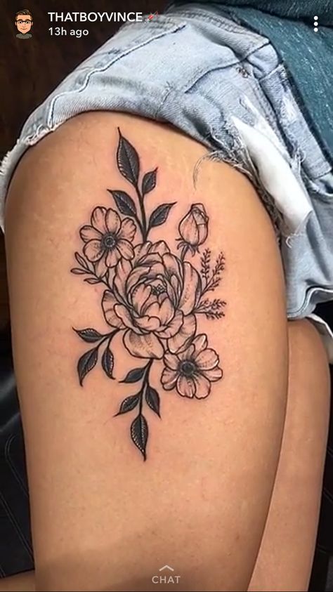 Tattoo Pierna Mujer, Small Thigh Tattoos, Upper Leg Tattoos, Maching Tattoos, Girl Thigh Tattoos, Wife Tattoo, Thigh Tat, Basic Tattoos, Floral Thigh Tattoos