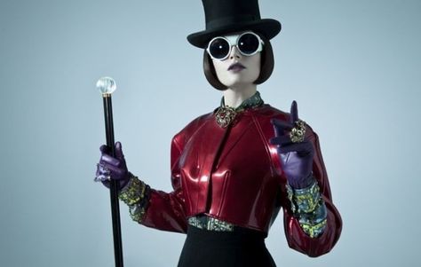 I love this Willy Wonka inspired shoot. Willy Wonka Costume, Villain Costumes, Fantasias Halloween, Halloween Make Up, Willy Wonka, Halloween Make, Costume Makeup, Costume Halloween, Top Hat