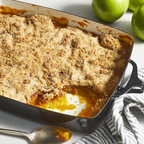 Pumpkin Apple Cobbler Pumpkin Cobbler, Caramel Apple Crisp, Apple Cobbler, Bread Mix, Pumpkin Apple, Apple Desserts, Caramel Apple, Apple Crisp, Eat Dessert