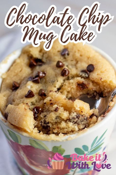 Enjoy a perfect single serving of dessert with this easy Microwave Chocolate Chip Mug Cake. Made in minutes, it's a delightful blend of rich chocolate chips in a moist, fluffy cake. Ideal for a cozy night in or a quick sweet treat. #Microwave #Dessert #ChocolateChip #MugCake #Dessert #Chocolate #Quick #Easy #BakeItWithLove Chocolate Chip Mug Cake Recipe, Homemade Banana Bread Easy, Mugcake Recipe, Chocolate Chip Mug Cake, Cake In A Mug, Microwave Dessert, Easy Mug Cake, Chip Mug, Mug Cake Recipe