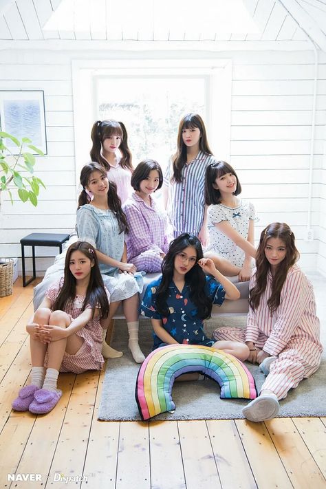 ˗ˏˋ Fromis_9 2nd Mini Album 'To. Day' Pajama Party ˎˊ˗ Pajama Party Outfit, Bff Girls, Friendship Photoshoot, Korean Best Friends, Party Photoshoot, Cute Relationship Photos, Ulzzang Couple, Bff Pictures, Pajama Party