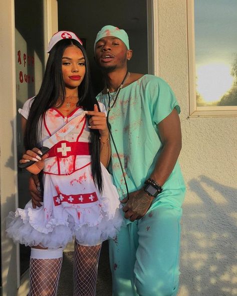 Meme Costume, Cute Couples Costumes, Best Couples Costumes, Halloween Coustumes, Couple Costumes, Couples Halloween Outfits, Diy Halloween Costumes For Kids, Cute Couple Halloween Costumes, Trendy Halloween Costumes